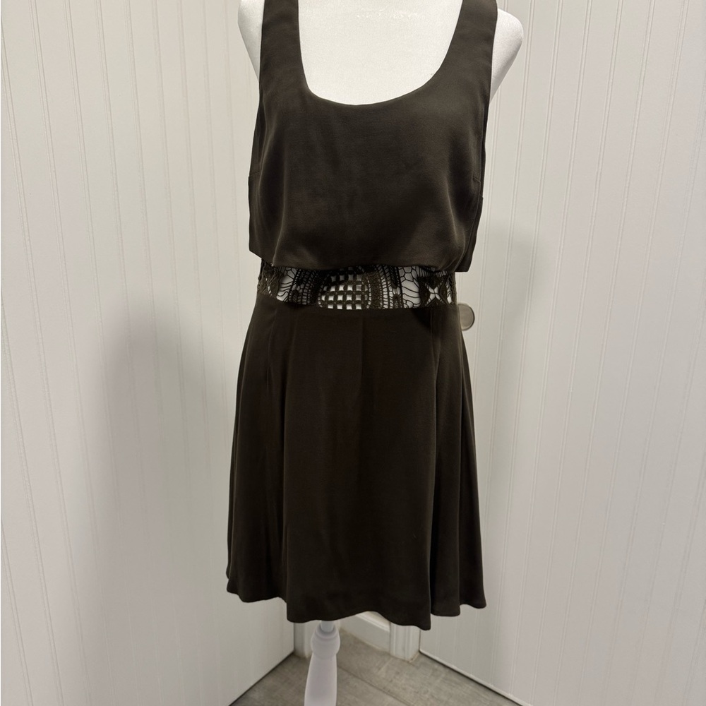 Elegant Black Sleeveless Dress
